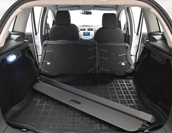 Ford Kuga SUV / Terénní 2,0 l 103 kw