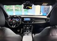 Alfa Romeo Stelvio 19