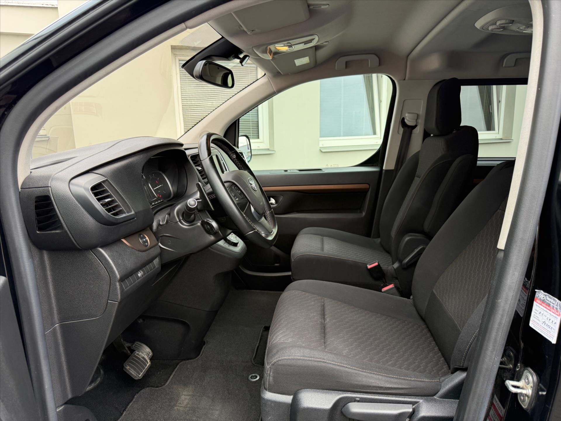 Toyota ProAce VAN-Minibus 2,0 l 130 kw