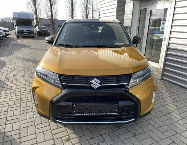 Suzuki Vitara SUV 1,4 l 81 kw