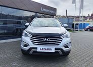 Hyundai Grand Santa Fe 2