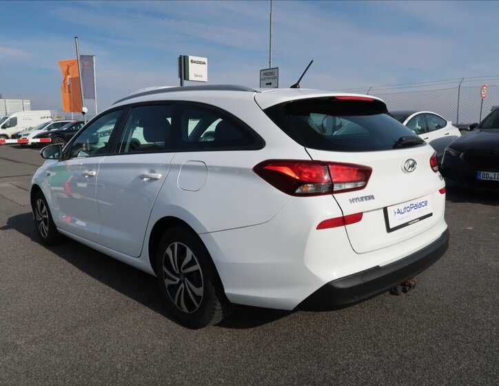 Hyundai i30 Kombi 1,4 l 73 kw