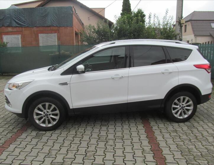 Ford Kuga 9