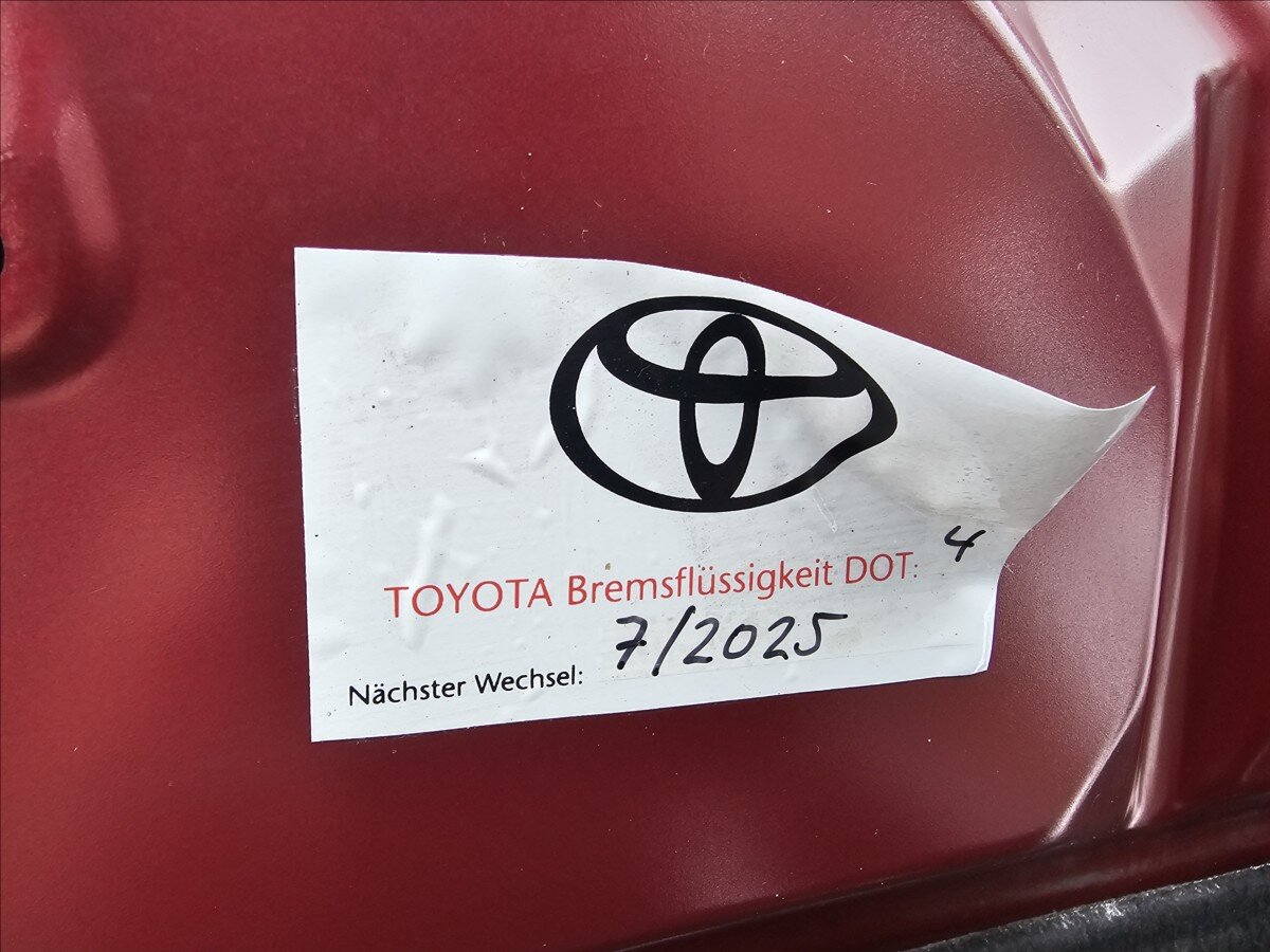 Toyota Yaris Hatchback 1,5 l 68 kw