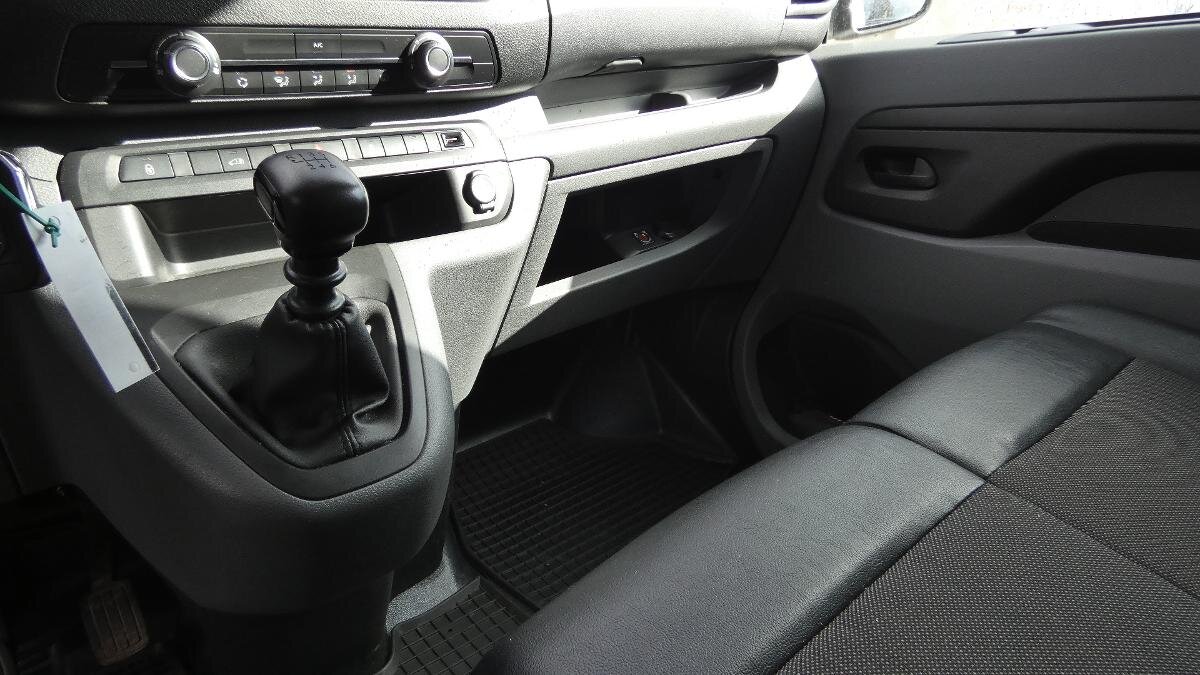 Opel Vivaro Užitková 2,0 l 106 kw