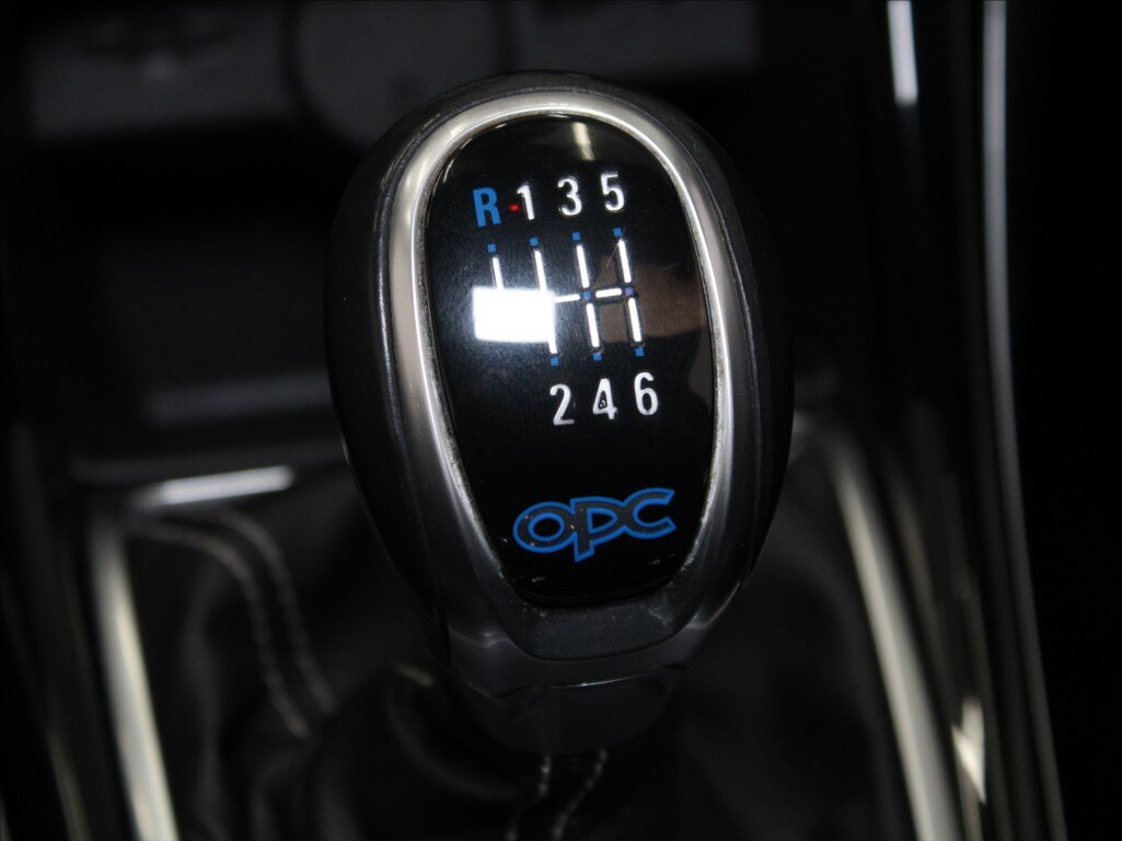 Opel Astra Hatchback 2,0 l 206 kw