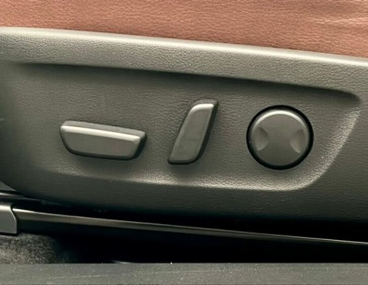 Mazda MX-30 SUV / Terénní 0,0 107 kw