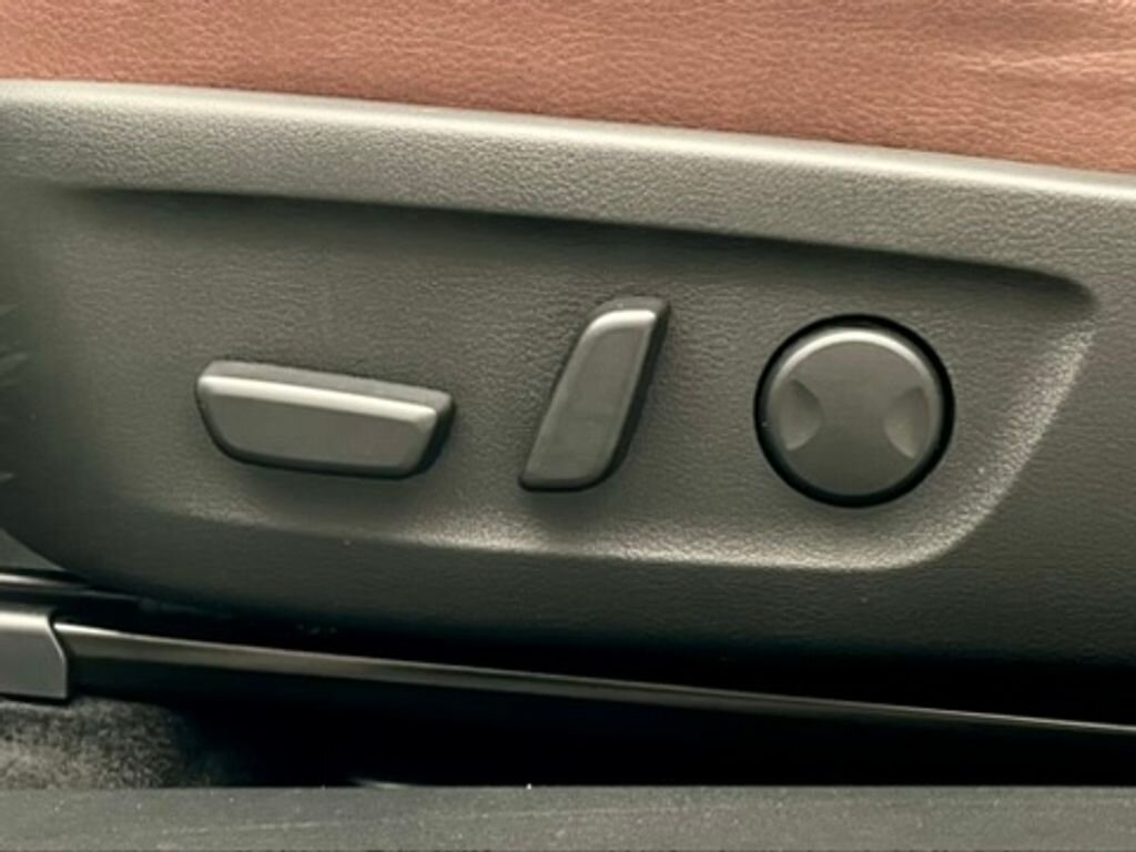 Mazda MX-30 SUV / Terénní 0,0 107 kw