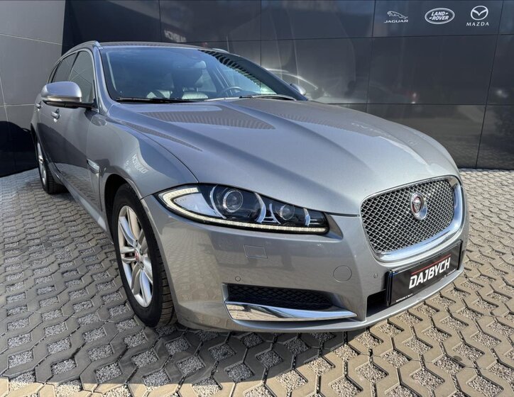 Jaguar XF Kombi 2,2 l 120 kw