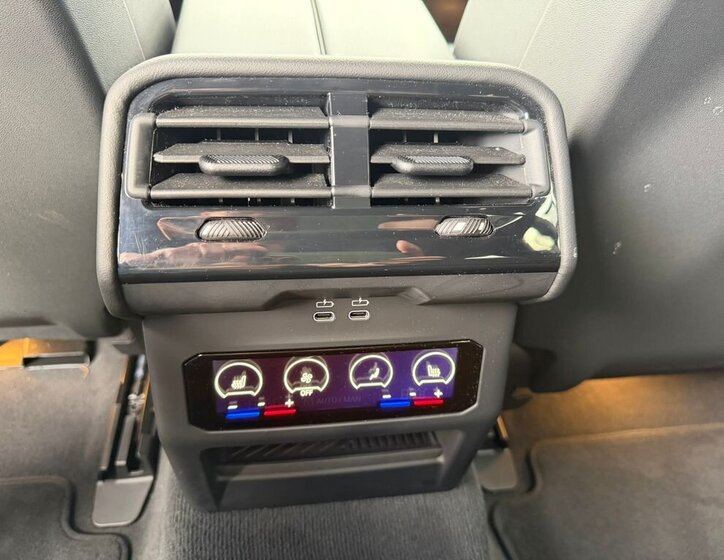 BMW Řada 5 Kombi 3,0 l 360 kw