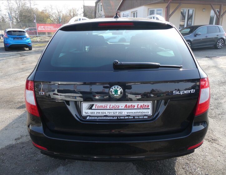 Škoda Superb Kombi 2,0 l 103 kw