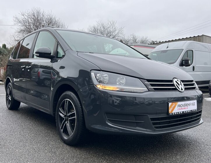 Volkswagen Sharan MPV 2,0 l 103 kw