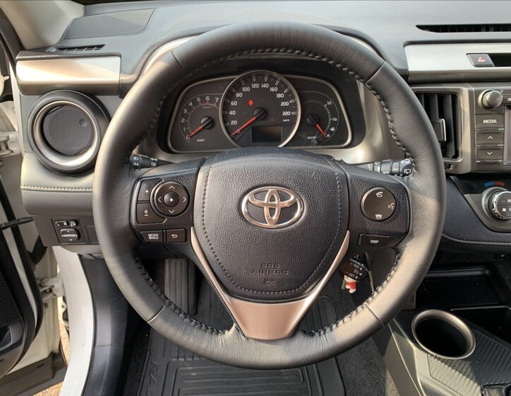 Toyota RAV4 SUV / Terénní 2,2 l 110 kw