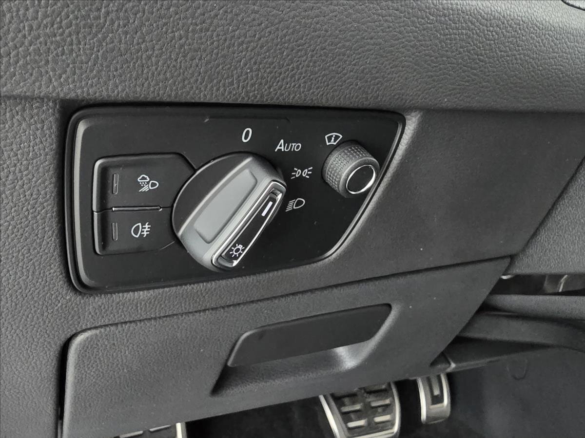 Volkswagen Arteon Kombi 2,0 l 147 kw