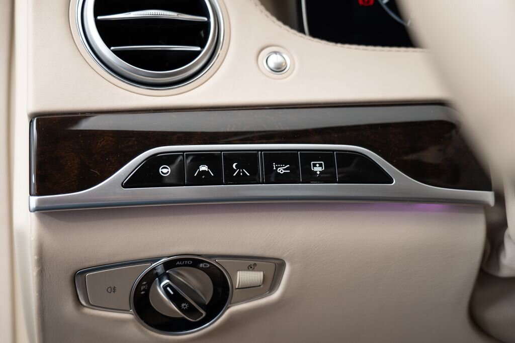 Mercedes-Benz Třídy S Sedan / Limuzína 4,0 l 345 kw