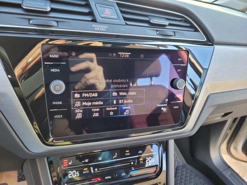 Volkswagen Touran MPV 1,5 l 110 kw