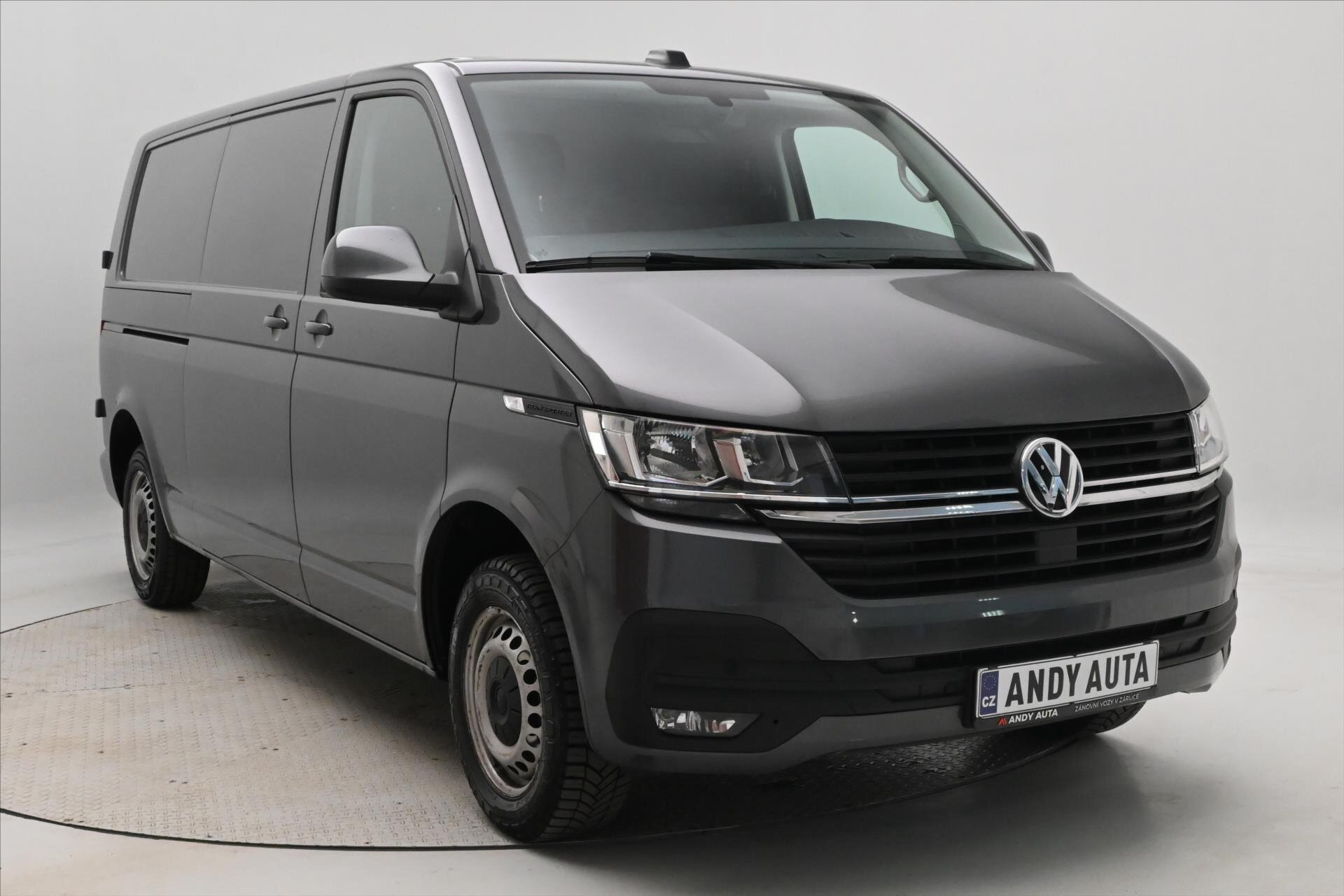 Volkswagen Transporter Skříň 2,0 l 110 kw