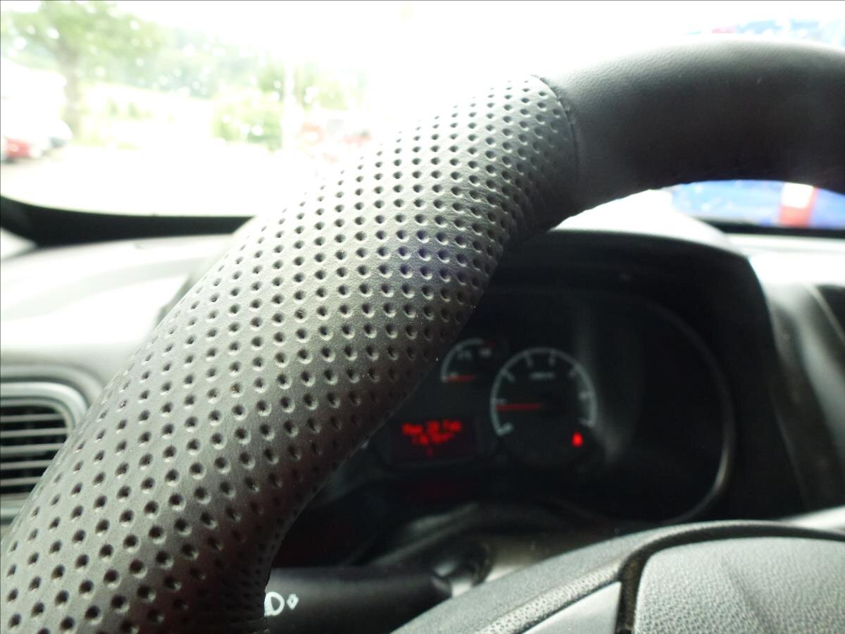 Opel Combo Skříň 1,2 l 66 kw