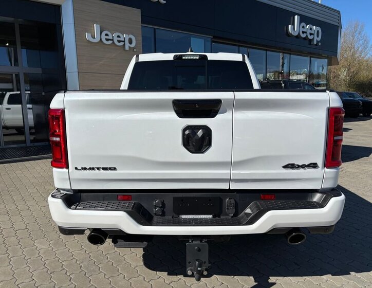 Dodge RAM Pick-up 3,0 l 403 kw