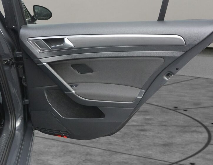 Volkswagen Golf Kombi 2,0 l 110 kw