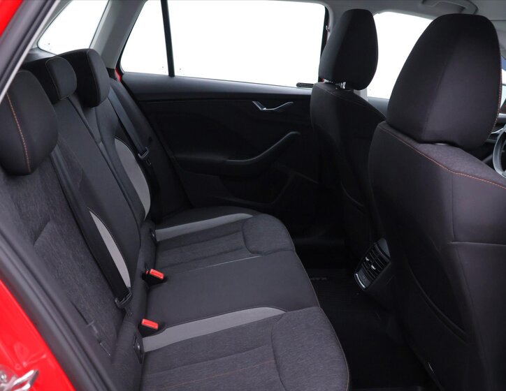 Škoda Kamiq SUV / Terénní 1,5 l 110 kw