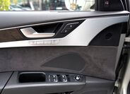 Audi A8 15