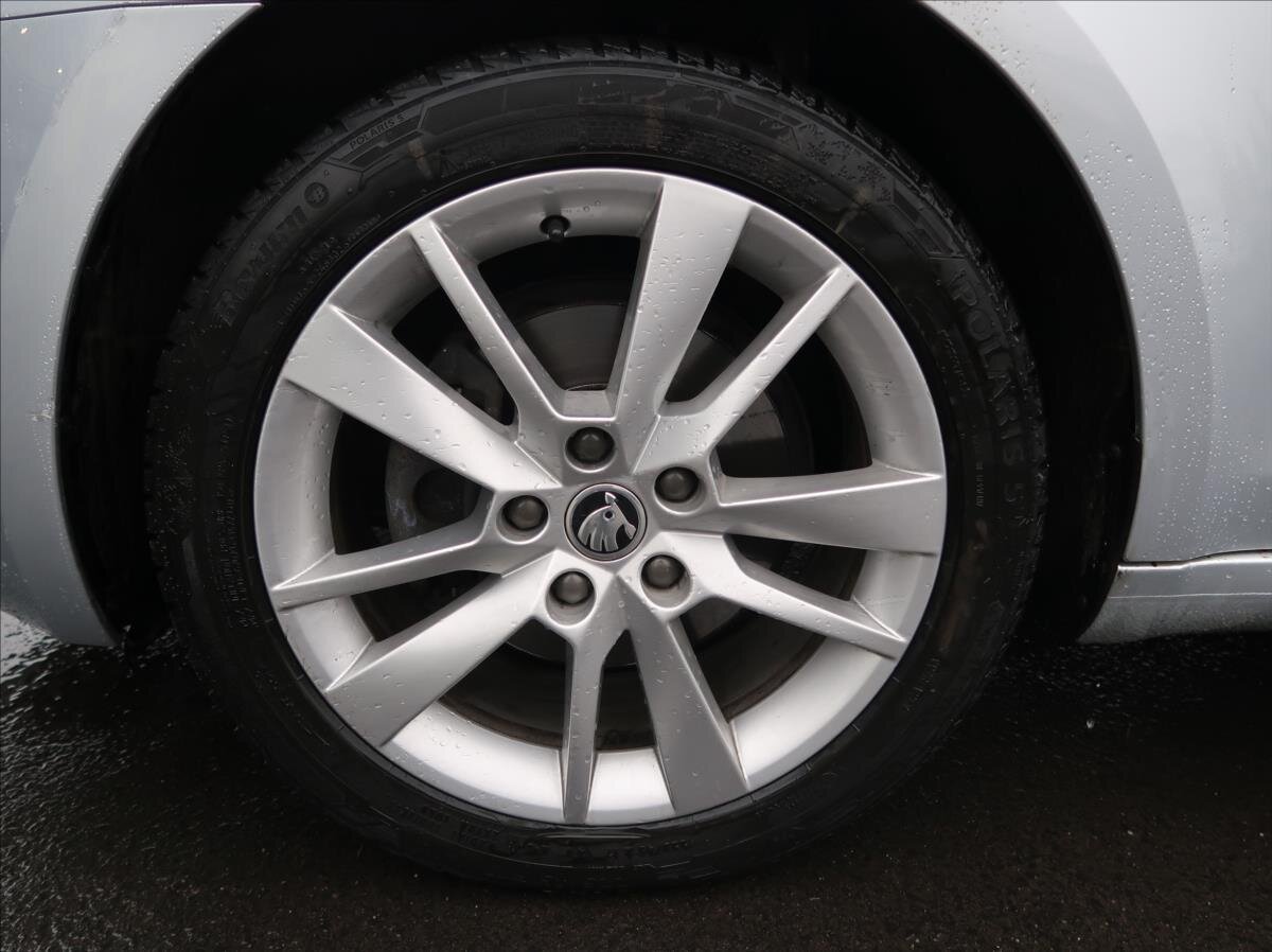 Škoda Octavia Kombi 1,5 l 110 kw