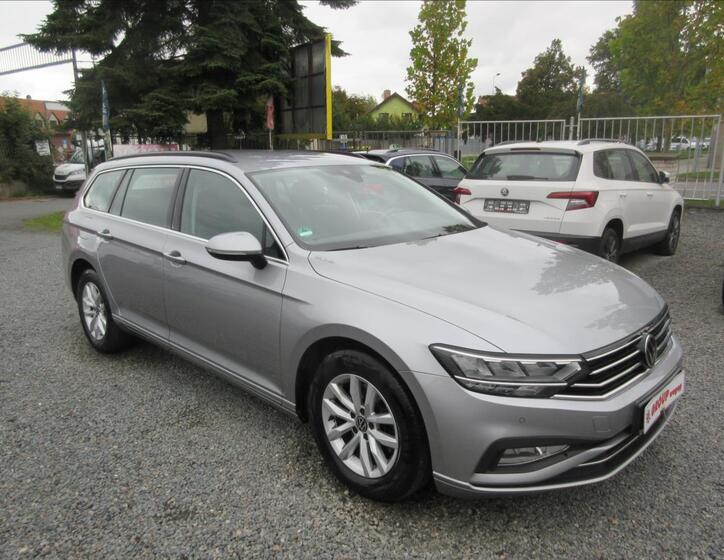 Volkswagen Passat 2