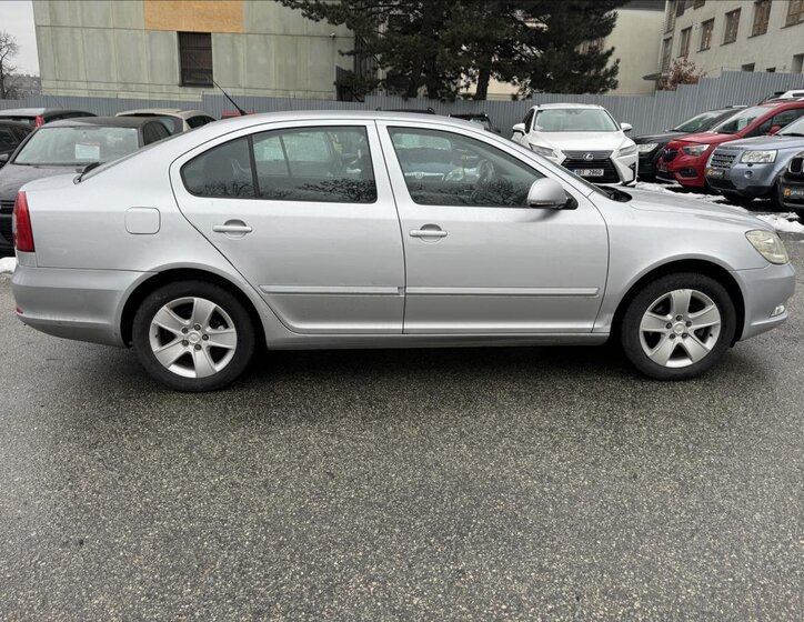Škoda Octavia Hatchback 1,6 l 75 kw