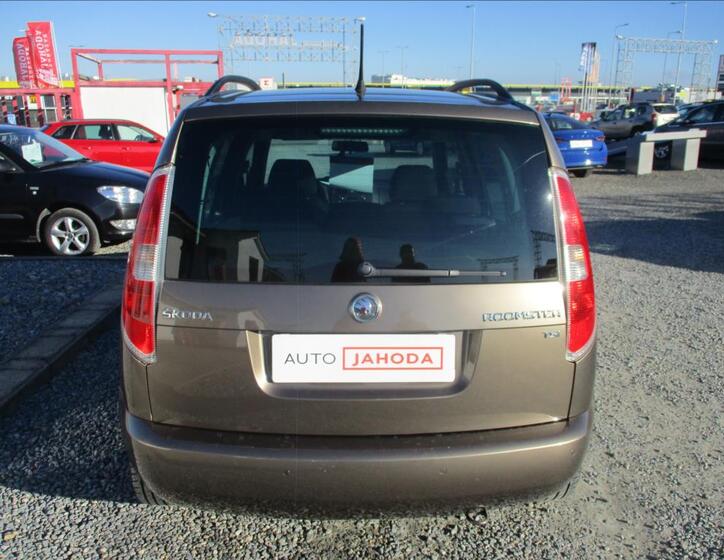 Škoda Roomster 6