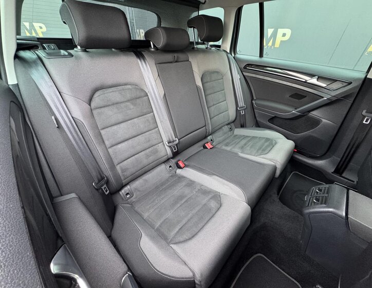 Volkswagen Golf Kombi 1,5 l 110 kw