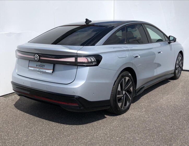 Volkswagen ID.7 Liftback 0,0 210 kw