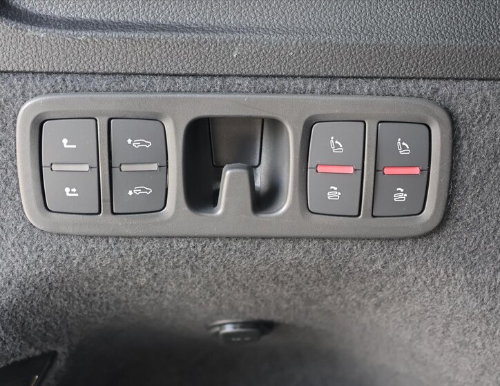 Audi SQ7 SUV / Terénní 4,0 l 373 kw