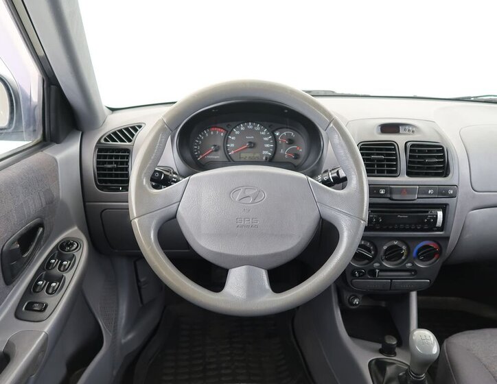 Hyundai Accent Hatchback 1,3 l 63 kw