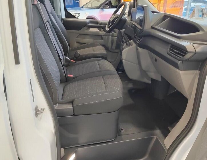 Ford Transit Custom Skříň 2,0 l 100 kw