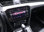 Volkswagen Passat Kombi 2,0 l 140 kw