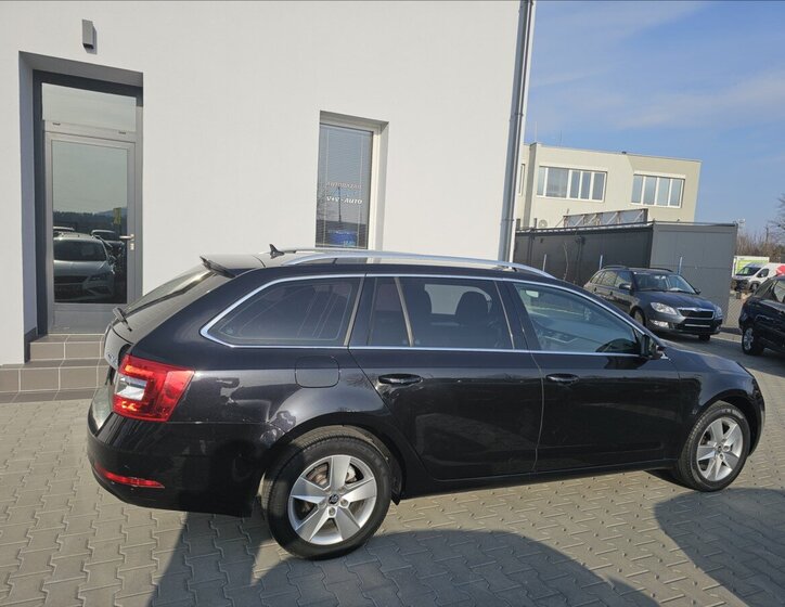 Škoda Octavia Kombi 1,6 l 85 kw