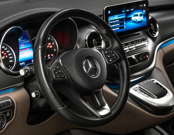 Mercedes-Benz Třídy V 16