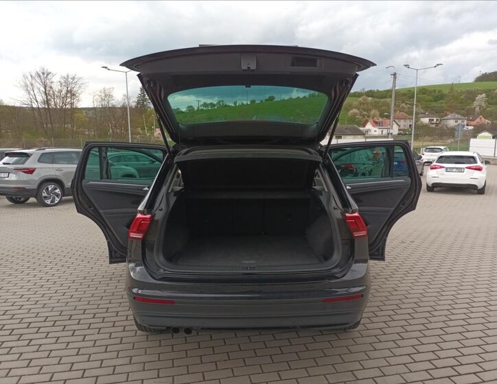 Volkswagen Tiguan SUV / Terénní 2,0 l 110 kw