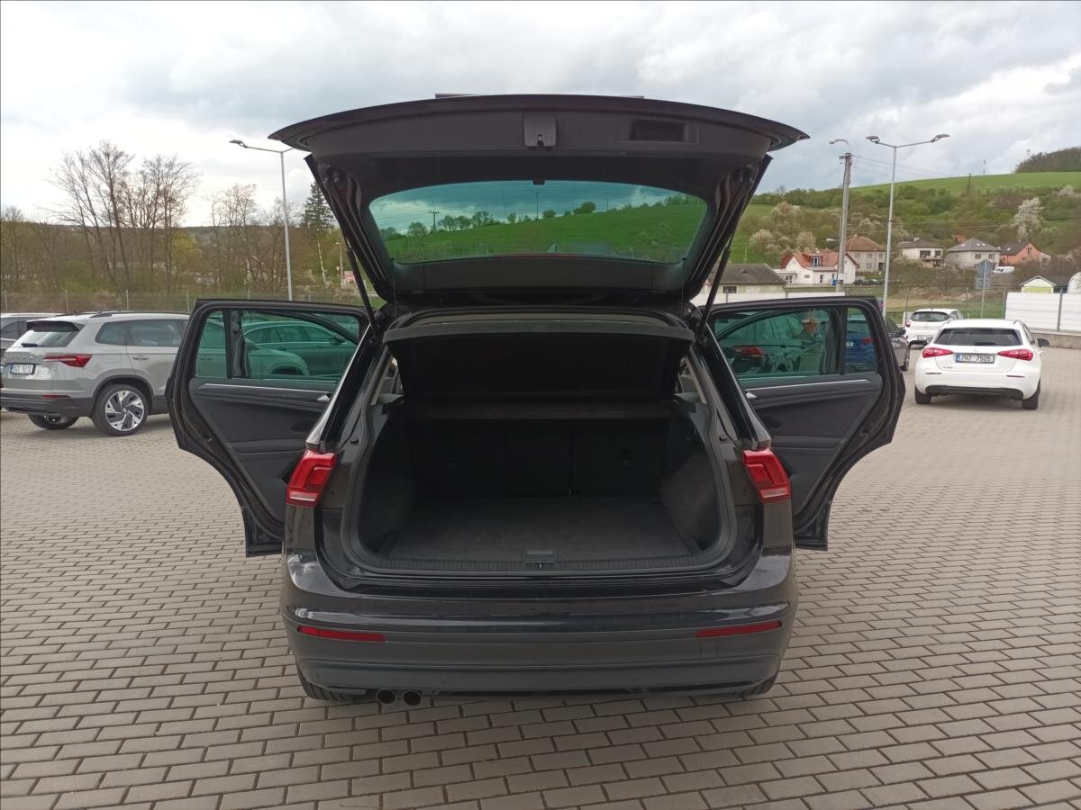 Volkswagen Tiguan SUV / Terénní 2,0 l 110 kw