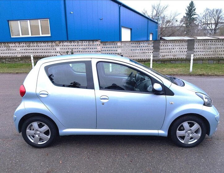 Toyota Aygo 5