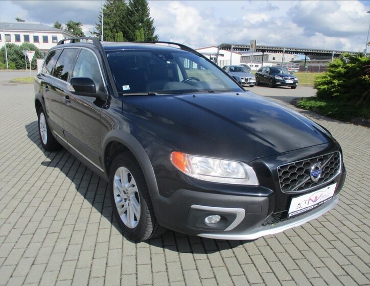 Volvo XC70 Kombi 2,4 l 133 kw