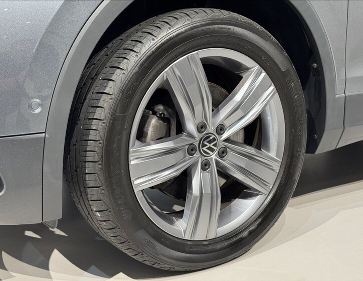 Volkswagen Tiguan Allspace SUV / Terénní 2,0 l 147 kw