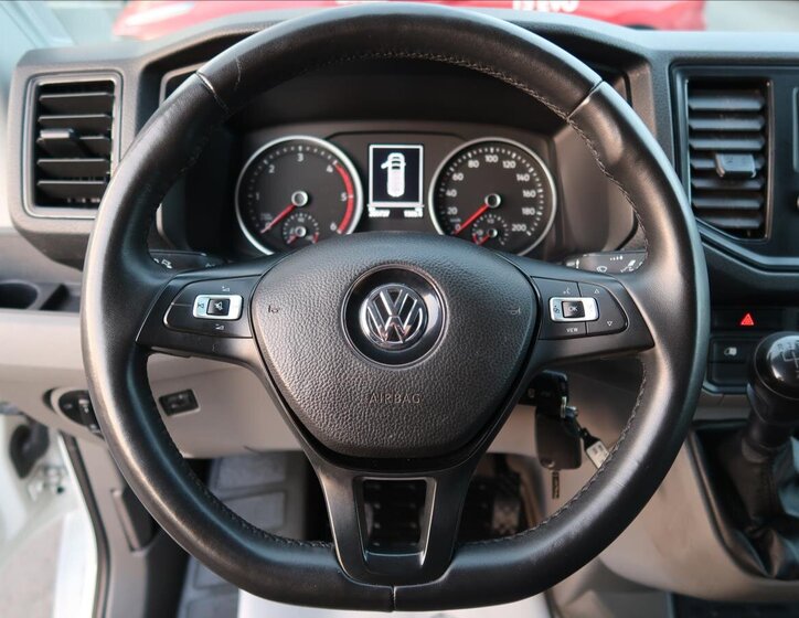 Volkswagen Crafter 15