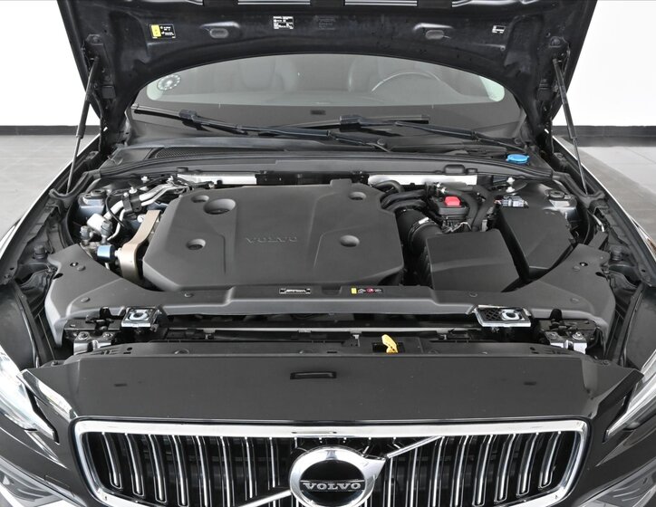 Volvo V60 Kombi 2,0 l 145 kw