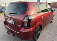 Toyota Corolla Verso 6