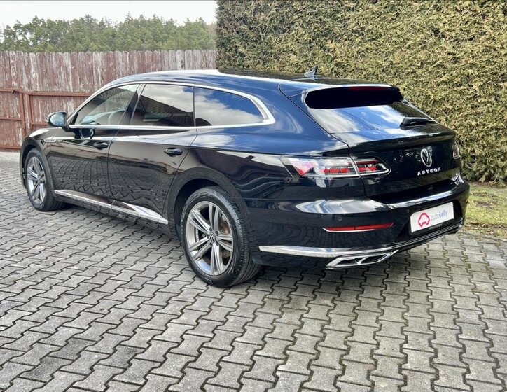 Volkswagen Arteon Kombi 2,0 l 147 kw