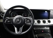 Mercedes-Benz Třídy E 28