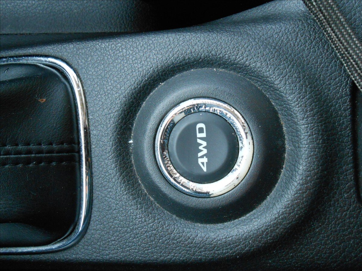 Mitsubishi Outlander Kombi 2,3 l 110 kw