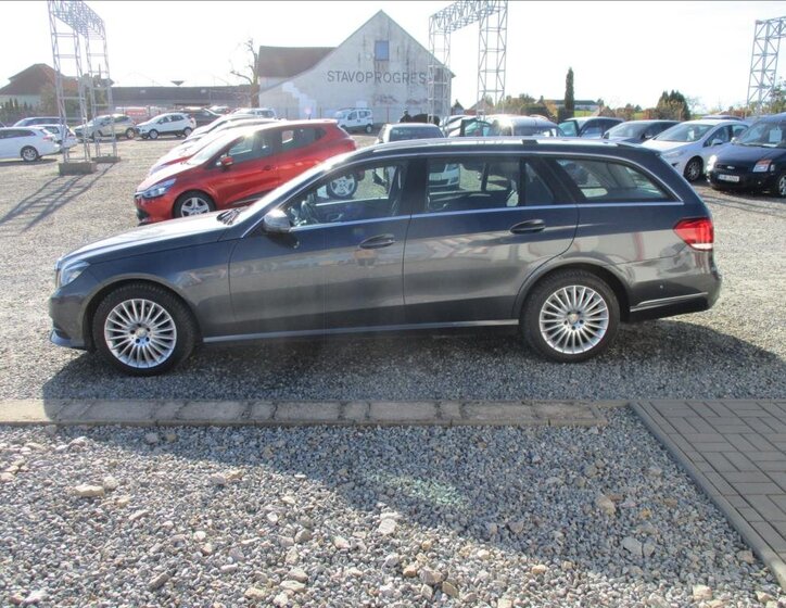 Mercedes-Benz Třídy E Kombi 2,1 l 150 kw